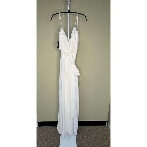 Mac Duggal NWT Flowy Faux Wrap Jumpsuit in White Size M - Picture 4 of 9